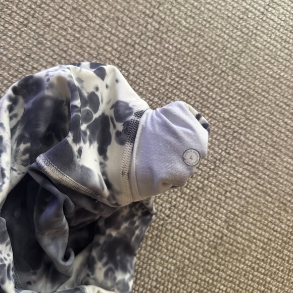 lululemon Align Pant 25" - Size 4, Diamond Dye/Daydream/Ink Blue - Picture 4 of 4